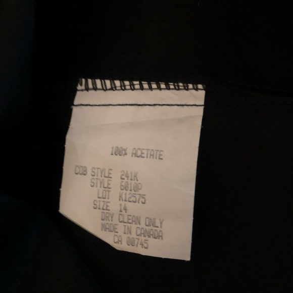 🇨🇦 Ball Gown Black tie event , maxi , fit & flair , spaghetti stripe - Picture 8 of 14